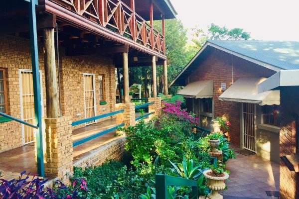 Amper Bo Guesthouse in Riviera Pretoria